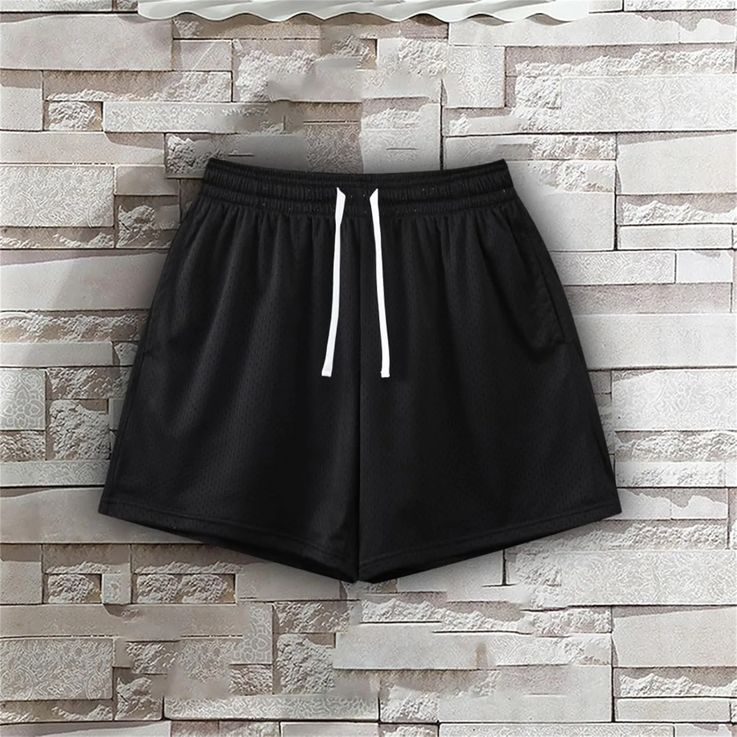 Men's Mesh Shorts Loose Fit Breathable Lightweight Running Sport Pants Fashion Drawstring Casual Shorts with Pockets