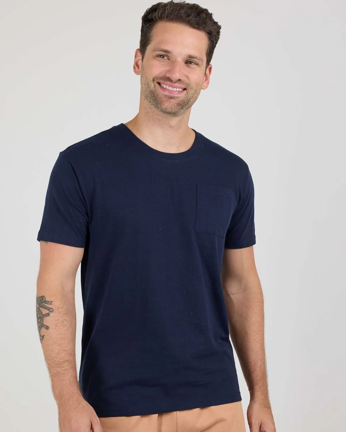 Real Essentials 4 Pack: Men's Cotton Performance Short Sleeve Crew Neck Pocket T-Shirt Athletic Top (Available in Big & Tall)