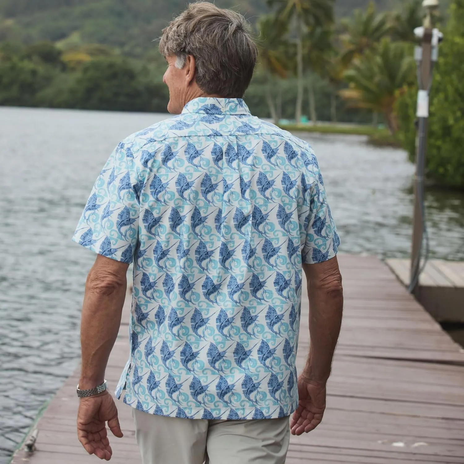 Reyn Spooner Oceanic Hawaiian Aloha Shirt - Button Front
