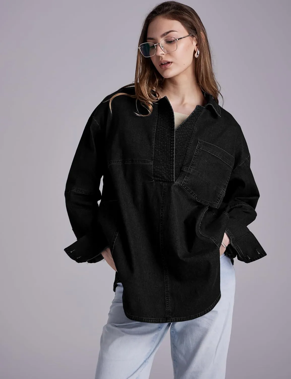 Women Denim Pullover Oversized Jean Shirt Top V Neck Long Sleeve Jacket Casual Jean Shacket with Pocket