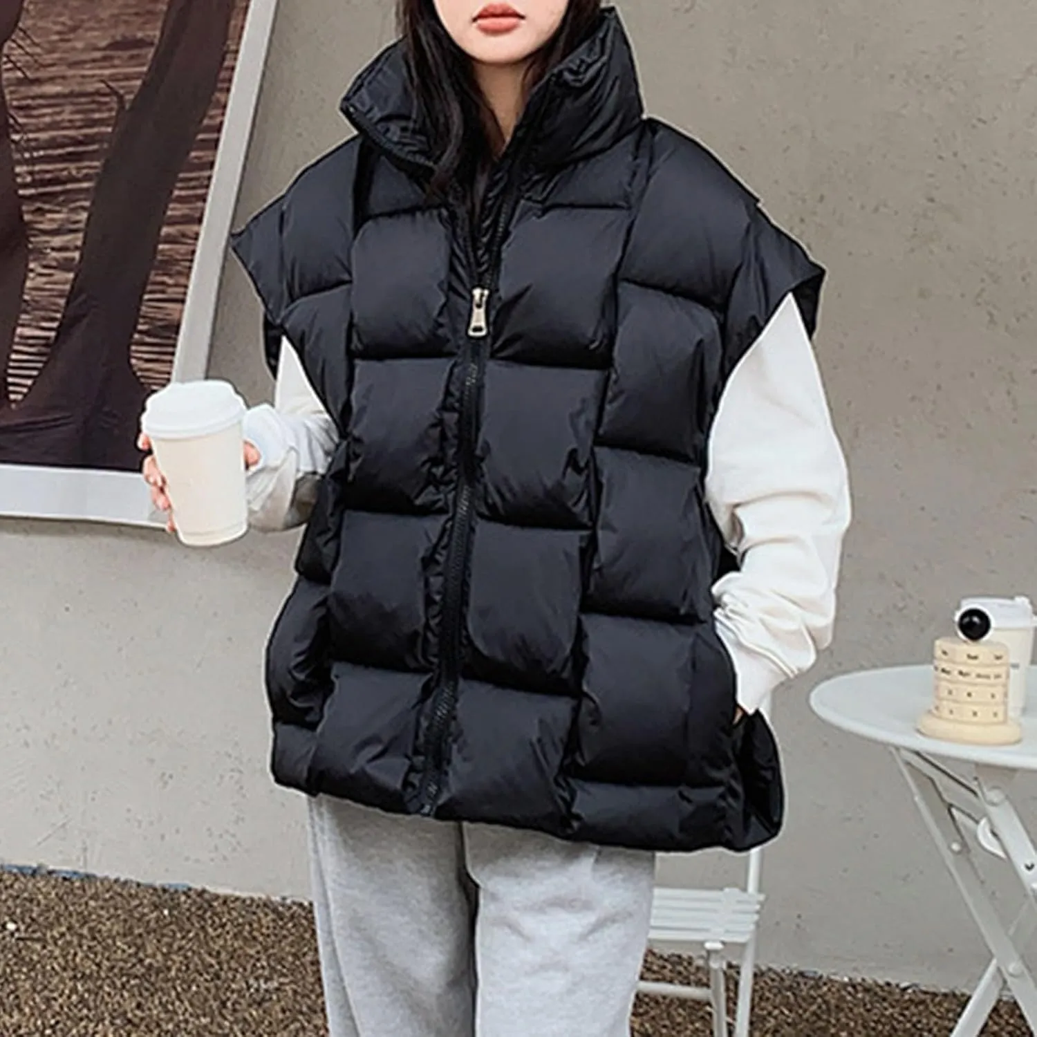 Women Winter Oversized Puffer Vest Sleeveless Jacket Zip Up Lightweight Stand Collar Insulated Padded Puffy Jackets Coat
