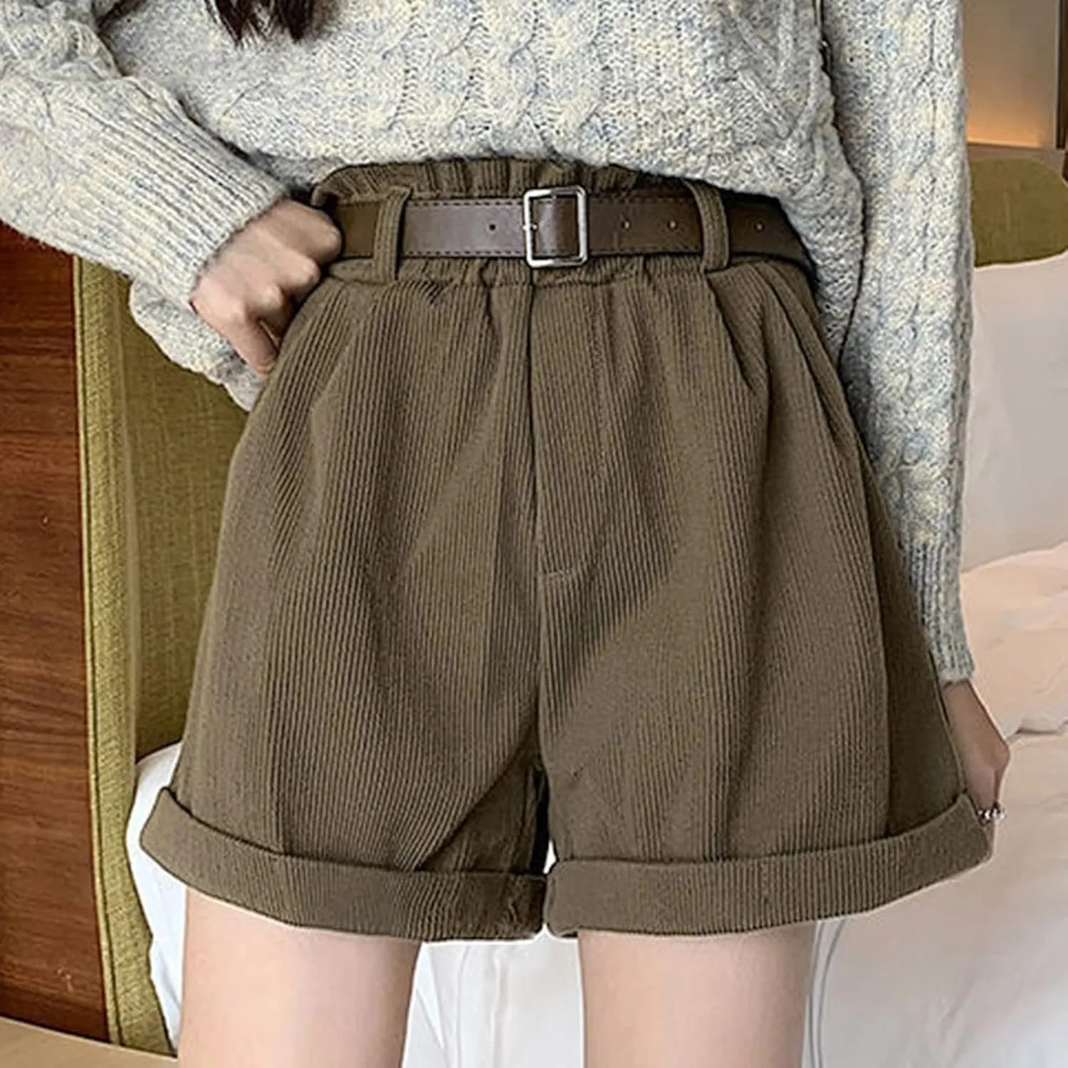 Women's Corduroy Shorts Summer High Waist Pleated Loose Casual Super Soft Pocket Corduroy Wide Leg Shorts